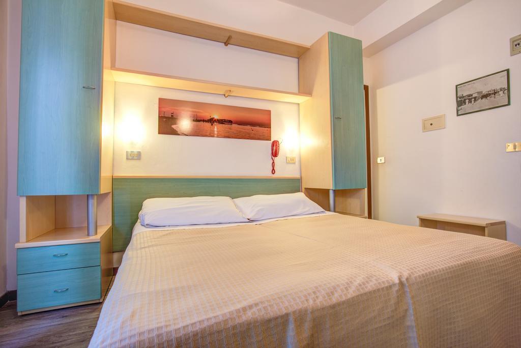 Hotel Major Cattolica Cameră foto