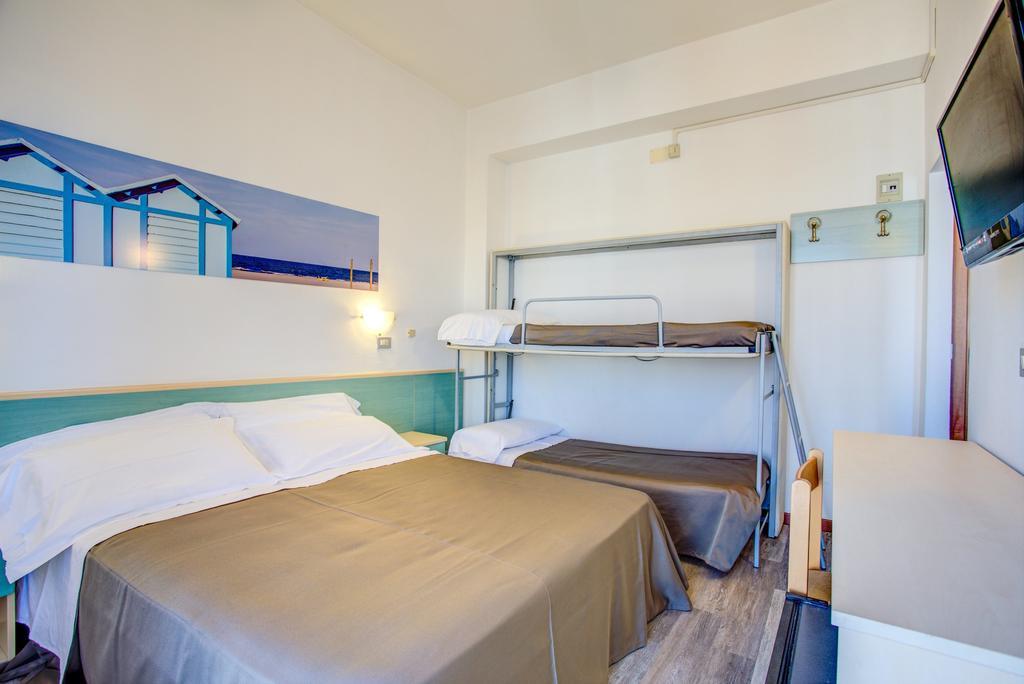 Hotel Major Cattolica Cameră foto